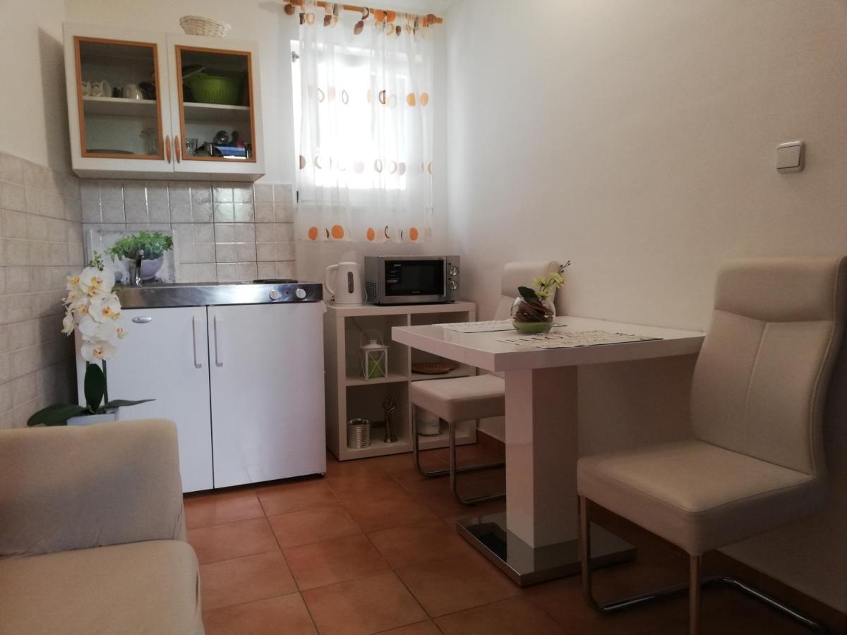 Studio Apartman Lenka Сплит Экстерьер фото