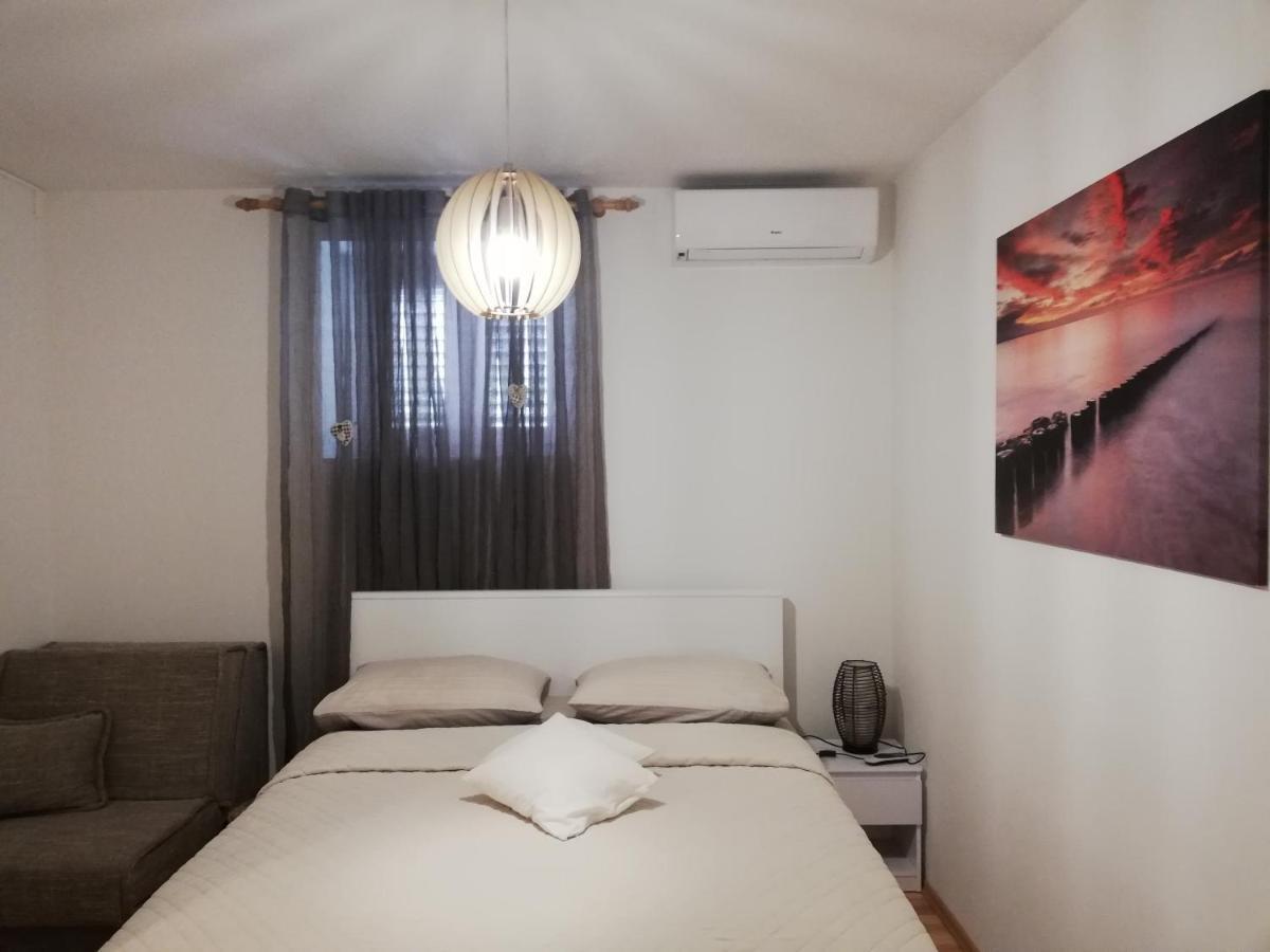 Studio Apartman Lenka Сплит Экстерьер фото